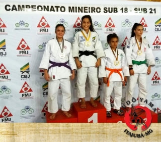 Judoca Lívia Braz Carneiro, conquista medalhas para Itajubá - MG