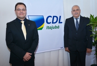 Nova diretoria da CDL Itajubá toma posse em solenidade ofic