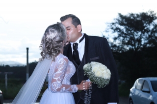 Flash dos bastidores do casamento da Carolzinha Bittencourt