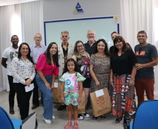 ACIEI ENTREGA PREMIAÇÃO AOS VENCEDORES DO CONCURSO A CASA