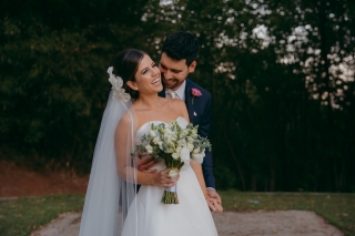 Casamento de Thais Ribeiro Silva e Paulo Fortes Osório Bust