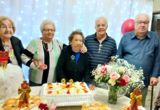 Sra. Cacilda Tibúrzio Megale comemorou 98 anos de vida