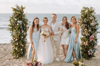 O casamento de Laís Prado Bosco e Noah Myers na Praia da Ma