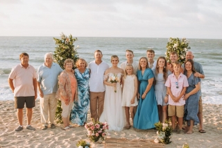 O casamento de Laís Prado Bosco e Noah Myers na Praia da Ma