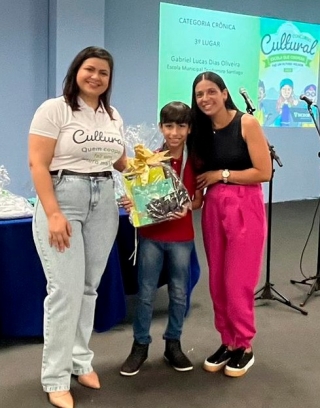 SICOOB SUDESTE MAIS PREMIA ALUNOS VENCEDORES DO CUNCURSO CUL