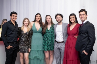 15 anos de Letícia Guimarães Kallás