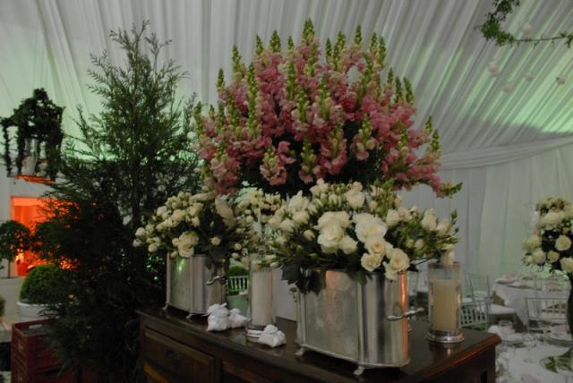 O Casamento dos Sonhos no Jardim Francês.