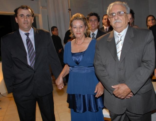 Viva Emanuelle Navarro, Paulo José Mano e Maria Ermínia!