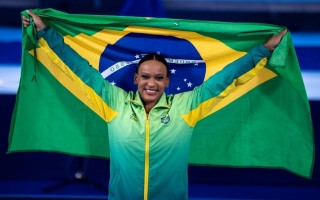 É da Nação! Ginasta do Flamengo, Rebeca Andrade conquista medalha de ouro nas Olimpíadas