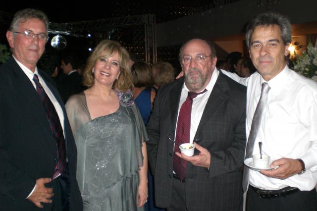 Marina Cardoso e Cássio Hermeto disseram o sim.